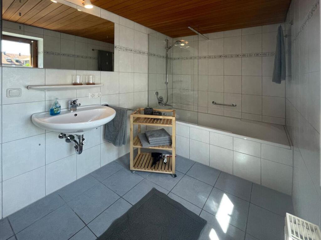 Holiday Apartment Lucky Guy โอเบอร์สเทาเฟิน ภายนอก รูปภาพ